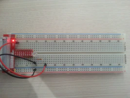 Breadboard y placa extensión GPIO wiringPi de 26 pines