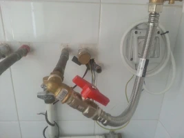 Instalación termo eléctrico