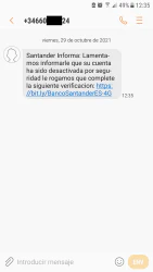 Mensaje SMS de alarma y urgencia con un enlace a una página de phishing